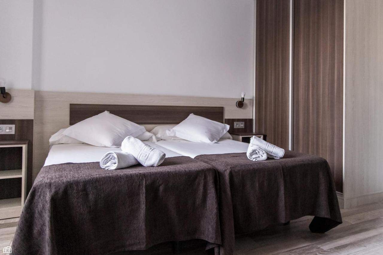 Meson Hostal La Cabana Medellín 외부 사진